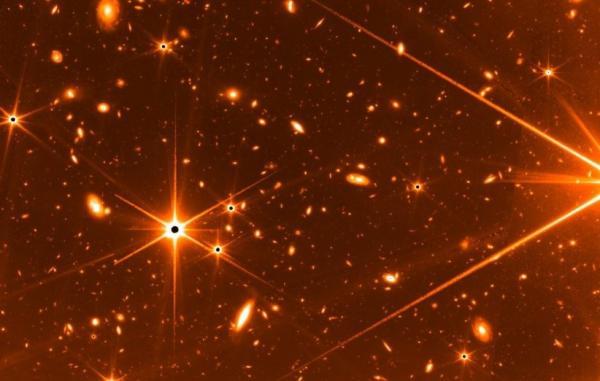 راهنمایی گر تلسکوپ جیمز وب دقت خود را با این تصویر از اعماق کیهان نشان داد